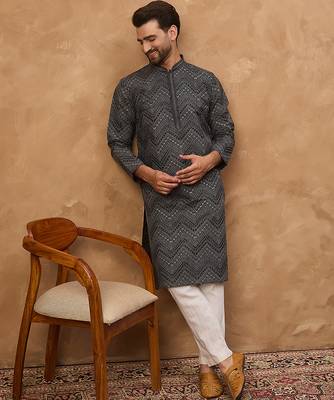 Men black silk blend geometric printed straight kurta 5