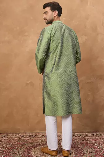 Men green silk blend geometric printed straight kurta