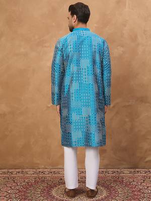 Men blue silk blend geometric printed straight kurta 4