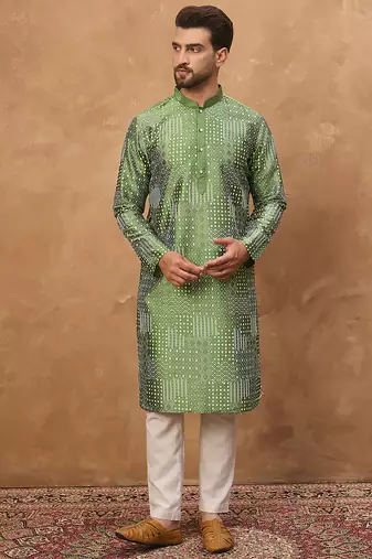 Men green silk blend geometric printed straight kurta