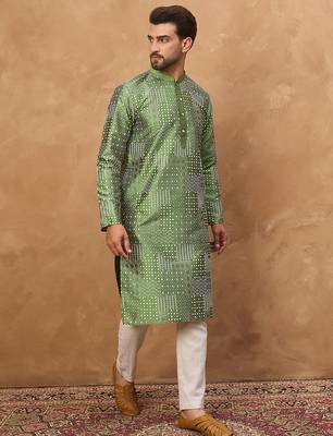 Men green silk blend geometric printed straight kurta 3