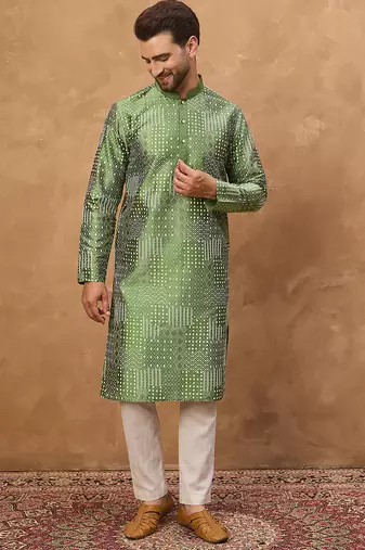 Men green silk blend geometric printed straight kurta