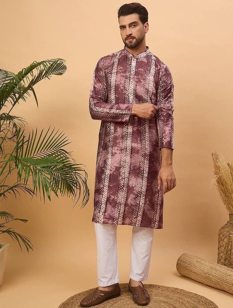 Men burgundy silk blend shibori embroidered straight kurta