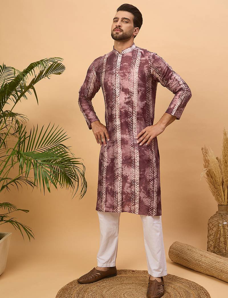 Men burgundy silk blend shibori embroidered straight kurta