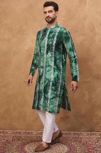 Men green silk blend shibori embroidered straight kurta