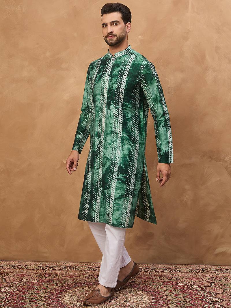 Men green silk blend shibori embroidered straight kurta