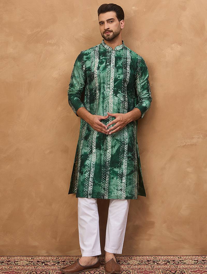 Men green silk blend shibori embroidered straight kurta