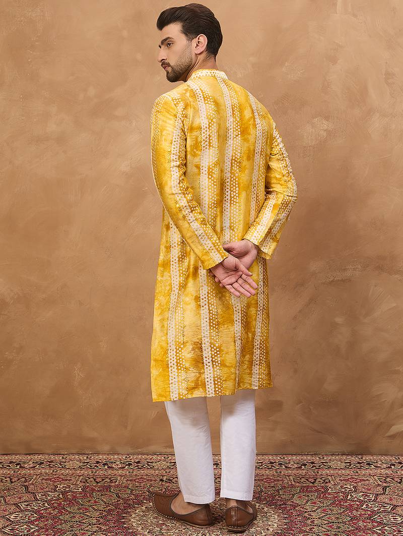 Men yellow silk blend shibori embroidered straight kurta