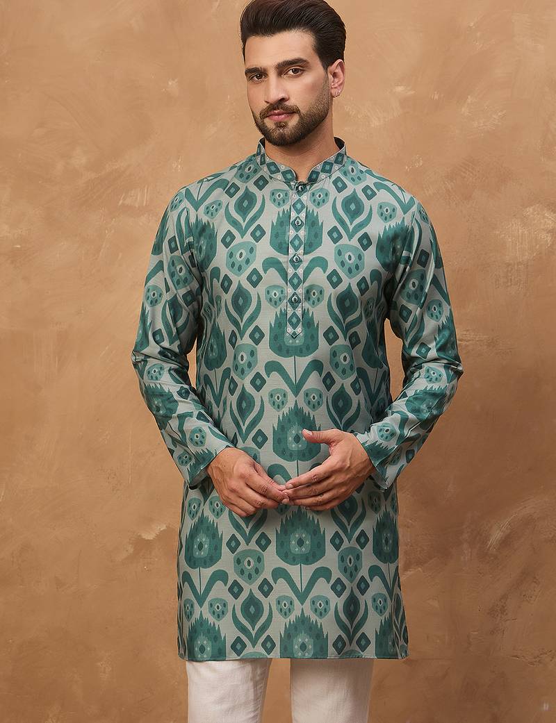 Men green cotton blend ethnic motifs printed straight kurta