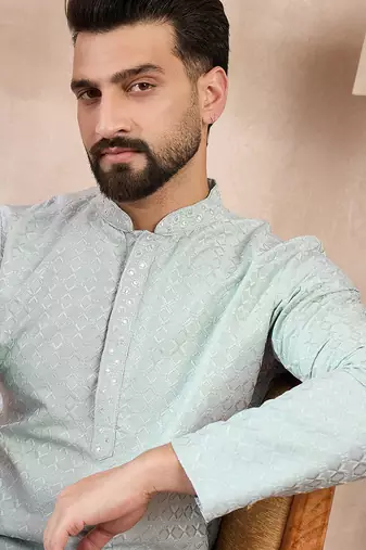 Men blue silk blend geometric embroidered straight kurta