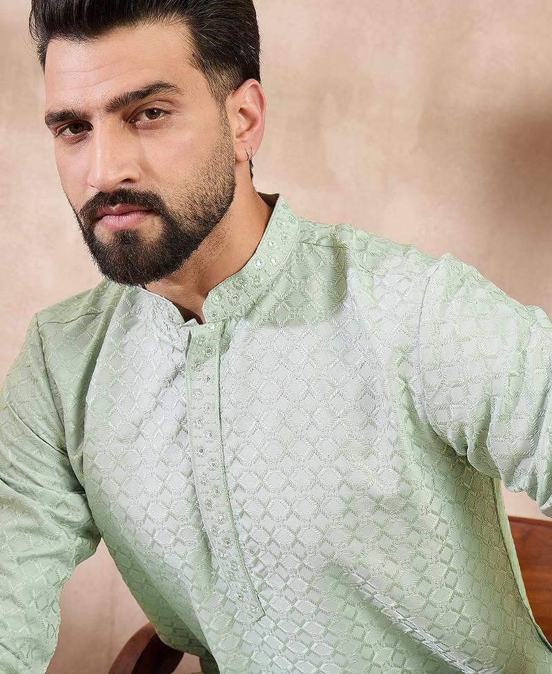 Men green silk blend geometric embroidered straight kurta