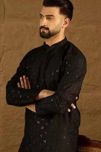 Men black viscose rayon solid embroidered straight kurta