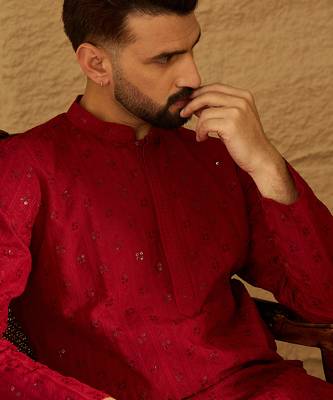 Men maroon viscose rayon solid embroidered straight kurta 1