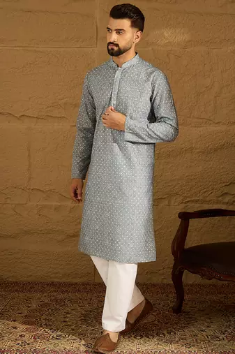 Men blue viscose rayon bandhani embroidered straight kurta