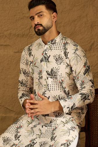 Men off white viscose rayon geometric printed straight kurta