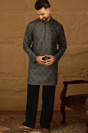 Men navy blue viscose rayon geometric printed straight kurta