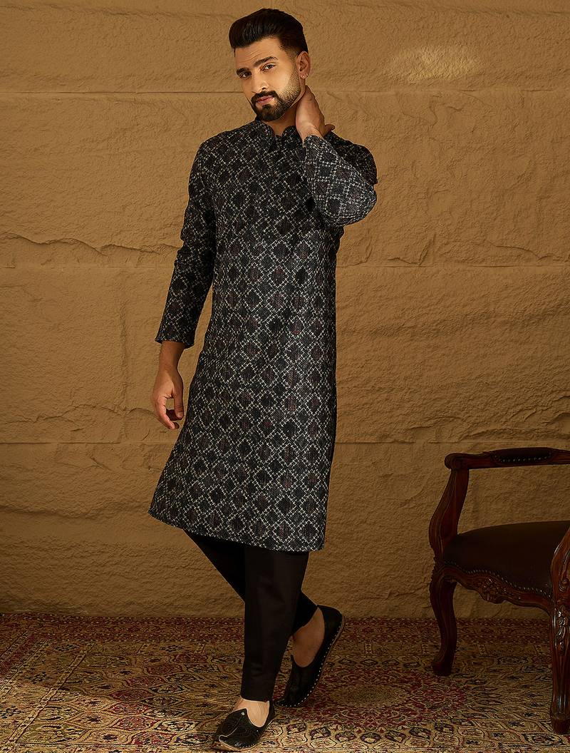 Men black cotton solid embroidered straight kurta