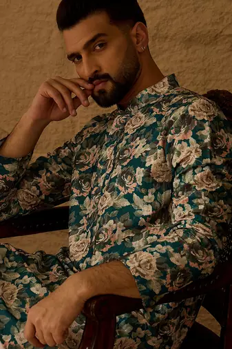 Men teal silk blend floral printed straight kurta