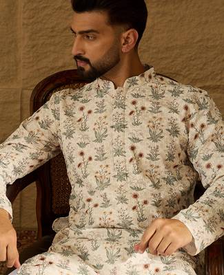 Men off white viscose rayon floral printed straight kurta 1
