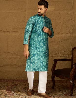 Men blue cotton batik embroidered straight kurta 1