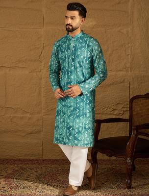 Men blue cotton batik embroidered straight kurta 5