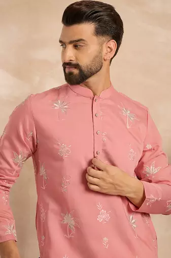 Men pink cotton solid embroidered straight kurta