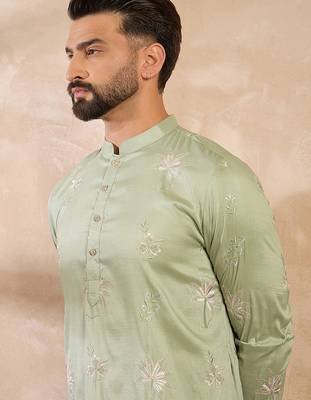 Men olive silk blend solid embroidered straight kurta 2