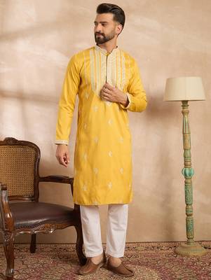 Men yellow silk blend geometric embroidered straight kurta 2