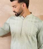 Men green silk blend geometric embroidered straight kurta