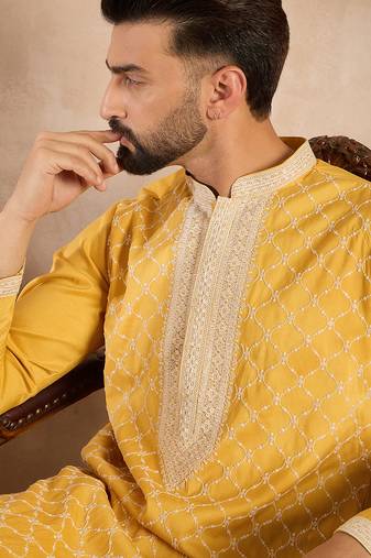 Men yellow silk blend solid embroidered straight kurta