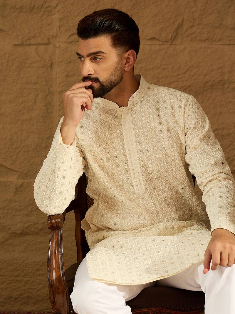Men off white cotton solid printed straight kurta