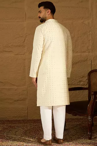 Men off white cotton solid printed straight kurta