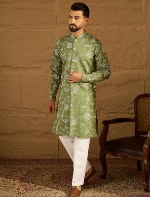 Men green viscose rayon solid embroidered straight kurta 3