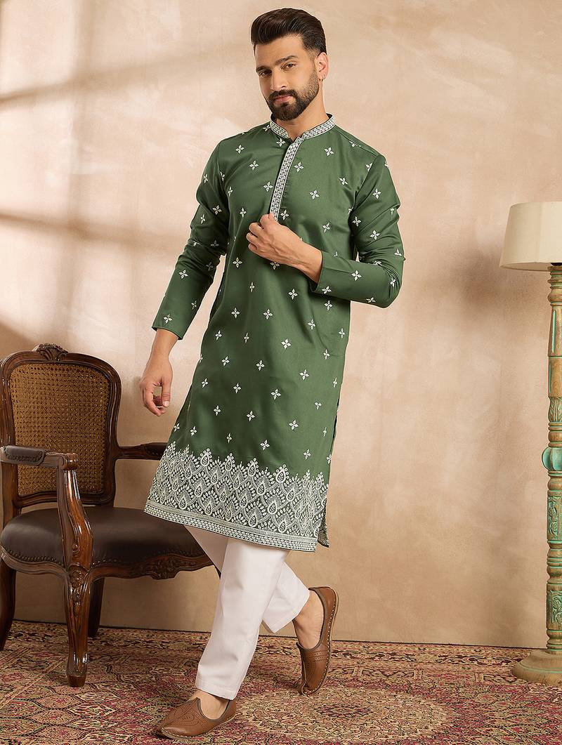 Men green silk blend solid embroidered straight kurta