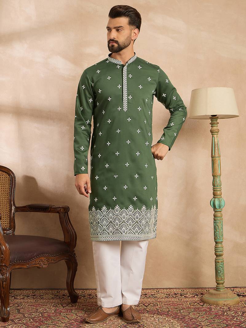 Men green silk blend solid embroidered straight kurta