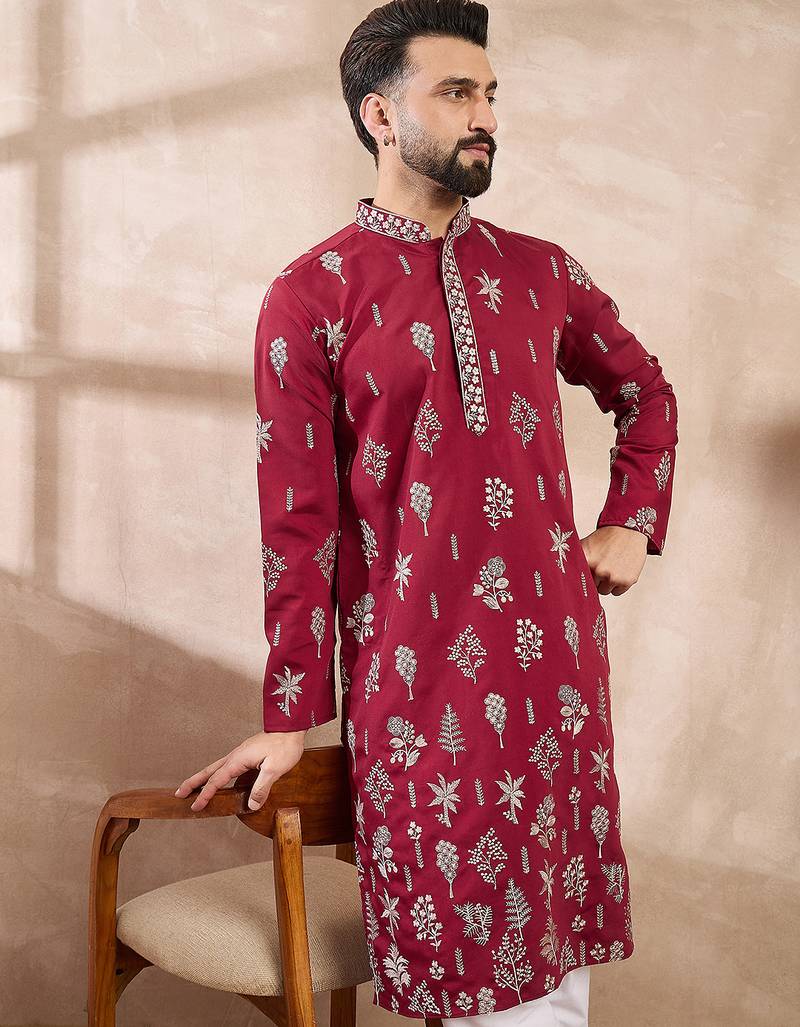 Men maroon silk blend solid embroidered straight kurta