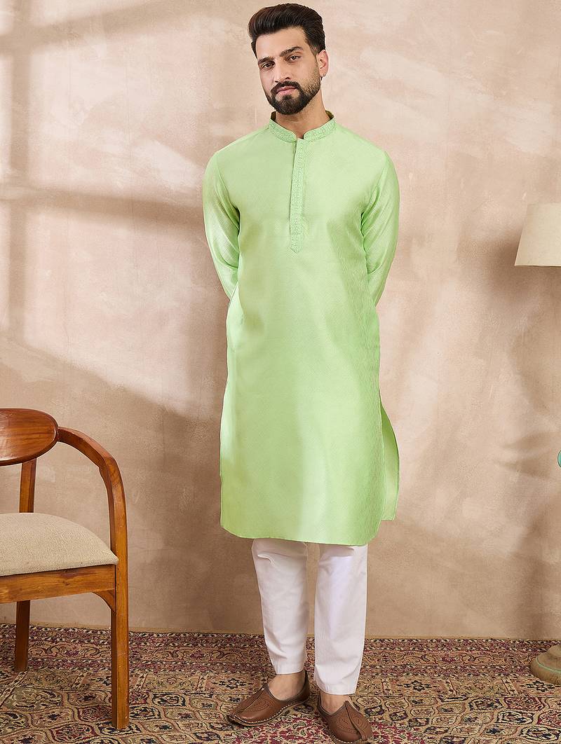 Men green silk blend solid embroidered straight kurta