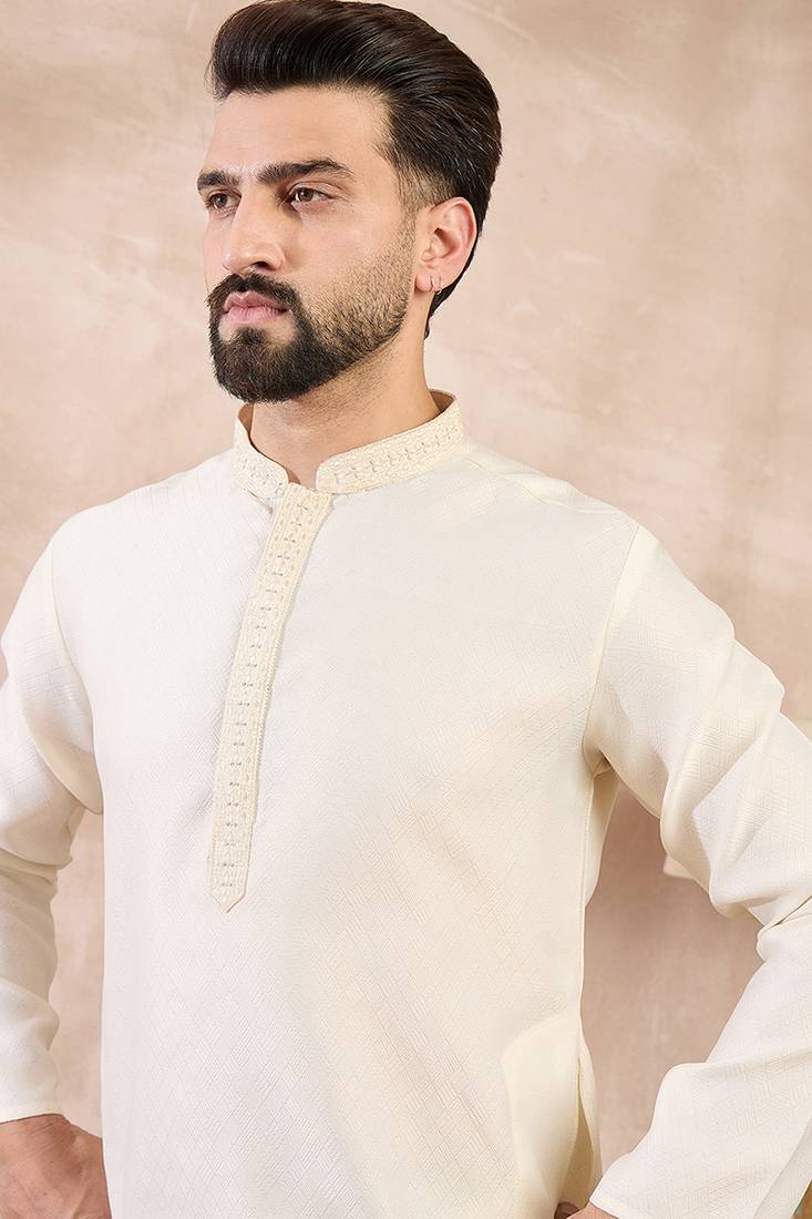 Men off white silk blend solid embroidered straight kurta