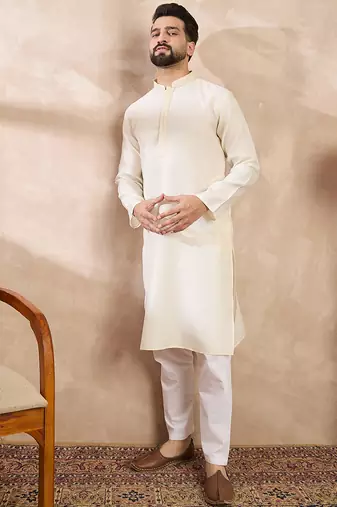 Men off white silk blend solid embroidered straight kurta