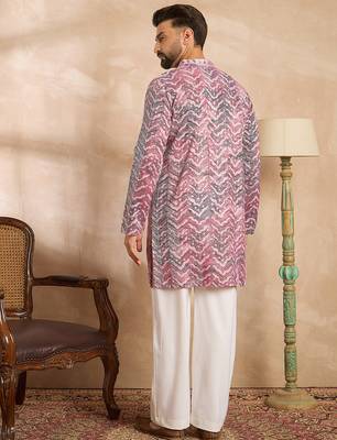 Men maroon silk blend solid embroidered straight kurta 4