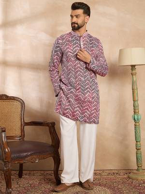 Men maroon silk blend solid embroidered straight kurta 5