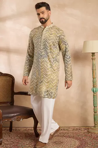 Men green silk blend solid embroidered straight kurta