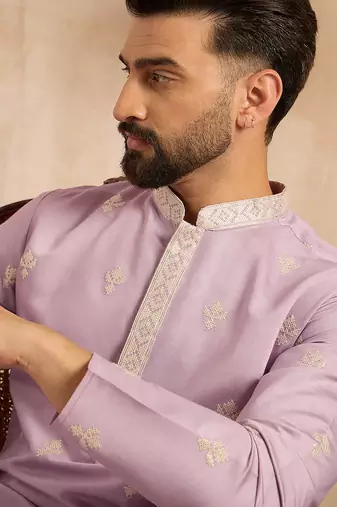 Men lavender polyester solid embroidered straight kurta