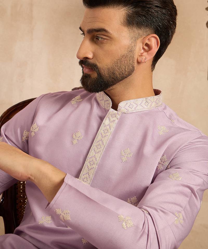 Men lavender polyester solid embroidered straight kurta