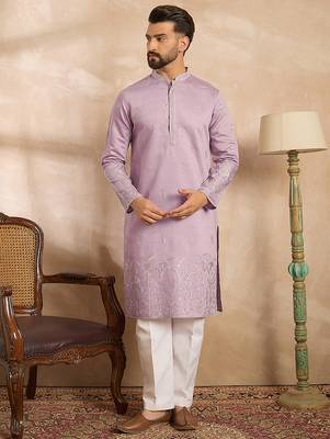 Men lavender silk blend floral embroidered straight kurta 3