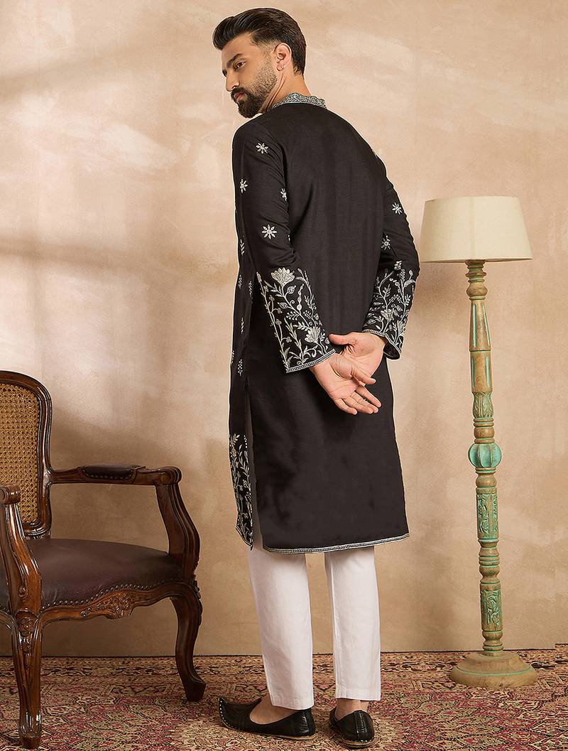 Men black silk blend solid embroidered straight kurta