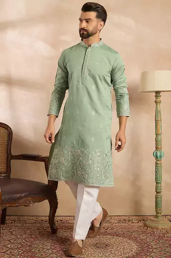 Men green silk blend solid embroidered straight kurta