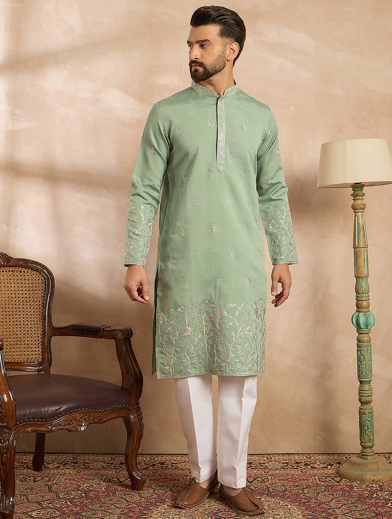Men green silk blend solid embroidered straight kurta