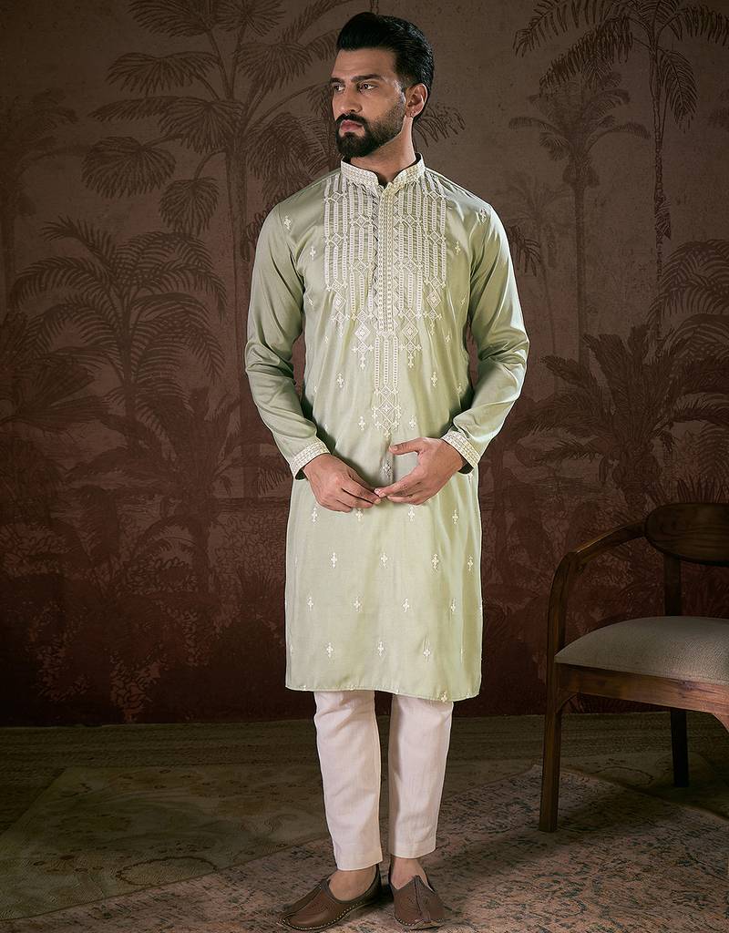 Men green silk blend solid embroidered straight kurta