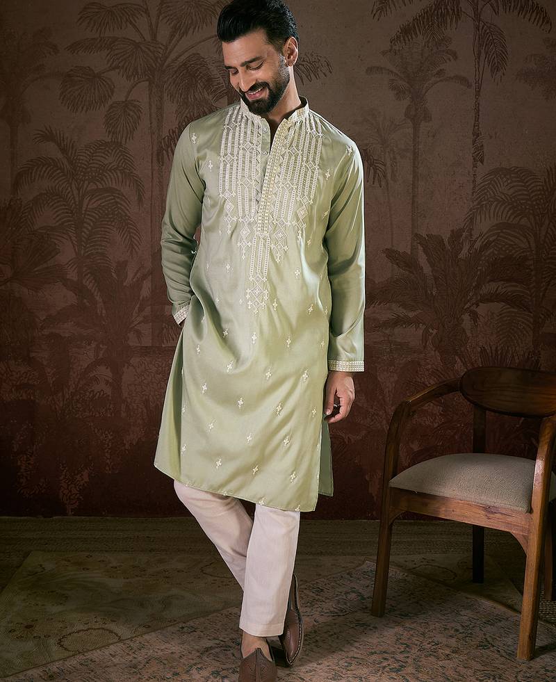 Men green silk blend solid embroidered straight kurta